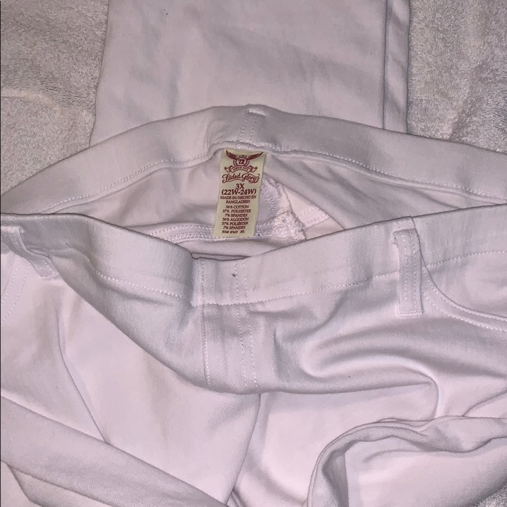 White capris